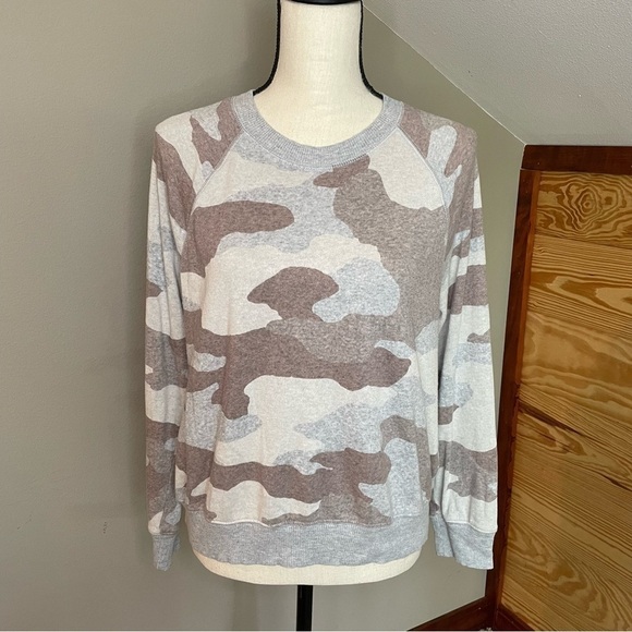 Aerie Grey Brown Camo Camouflage Lightweight Sweatshirt Small - Picture 1 of 8